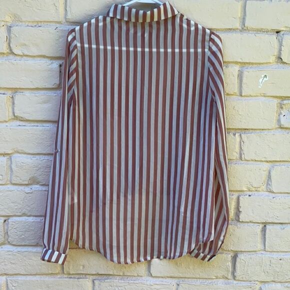 Take 50% OFF- FOREVER 21 women's long sleeved stripped shirt, Size-M - Picture 4 of 4
